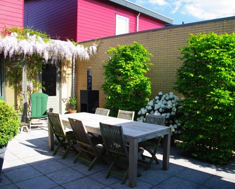 Patiotuin aan het Stedewater in Assen